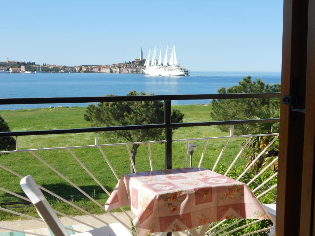 Stella Mare Apartments Rovinj Phòng bức ảnh